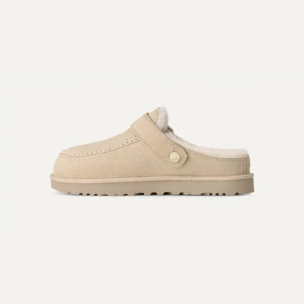 UGG GOLDENSTAR EVELINA SAND COLOR